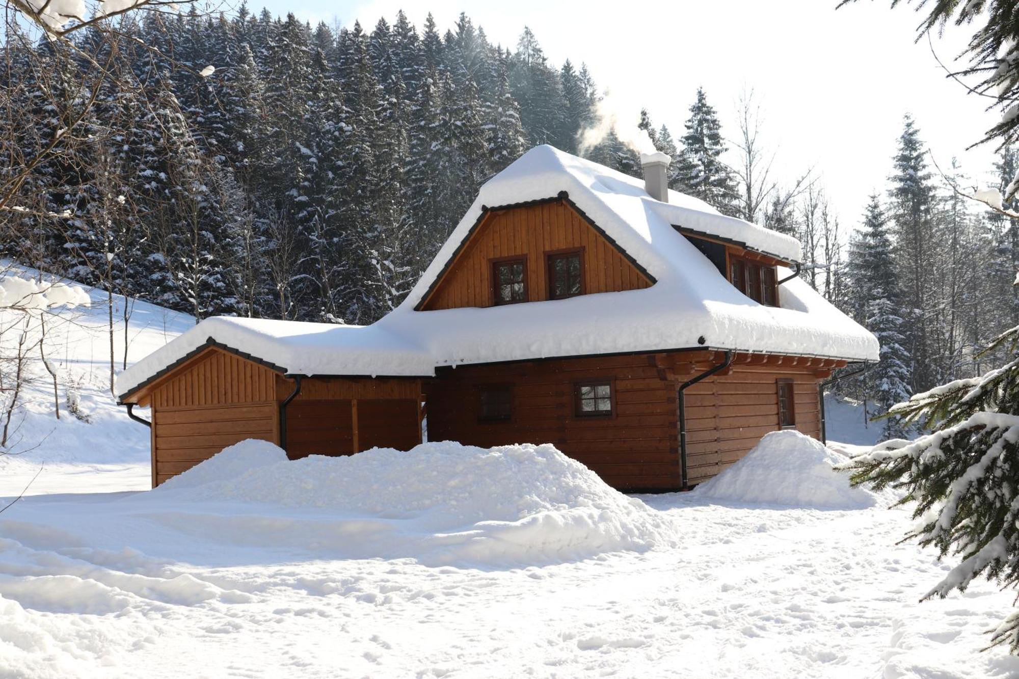 Drevenice V Brodske Novy Hrozenkov Exterior photo